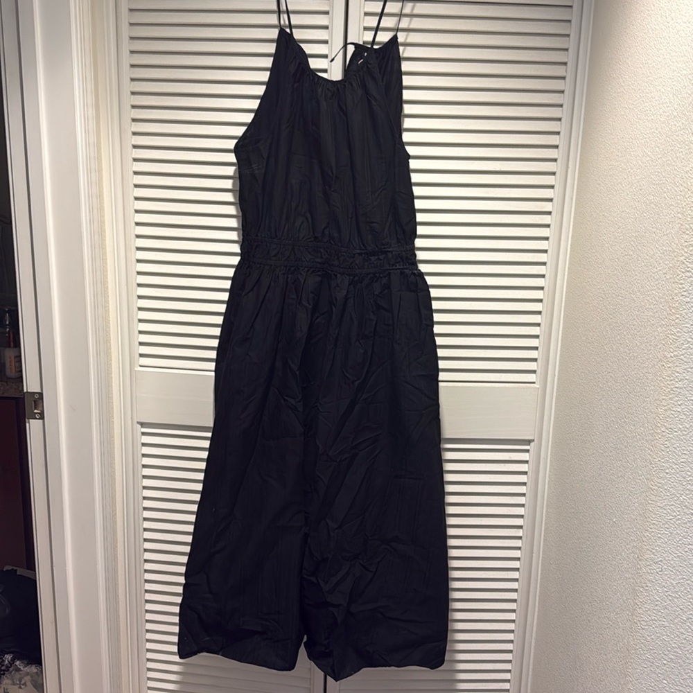 Uniqlo spaghetti strap midi length dress w/pockets